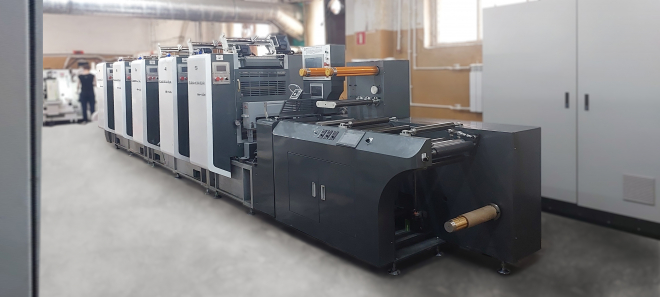 «ЯМ Интернешнл» осуществила инсталляцию первой в России полуротационной печатной машины HUADA «ЯМ Интернешнл» осуществила инсталляцию первой в России полуротационной печатной машины HUADA